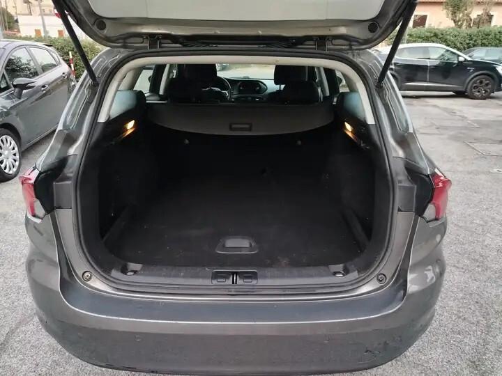Fiat Tipo 1.6 Mjt S&S SW Lounge