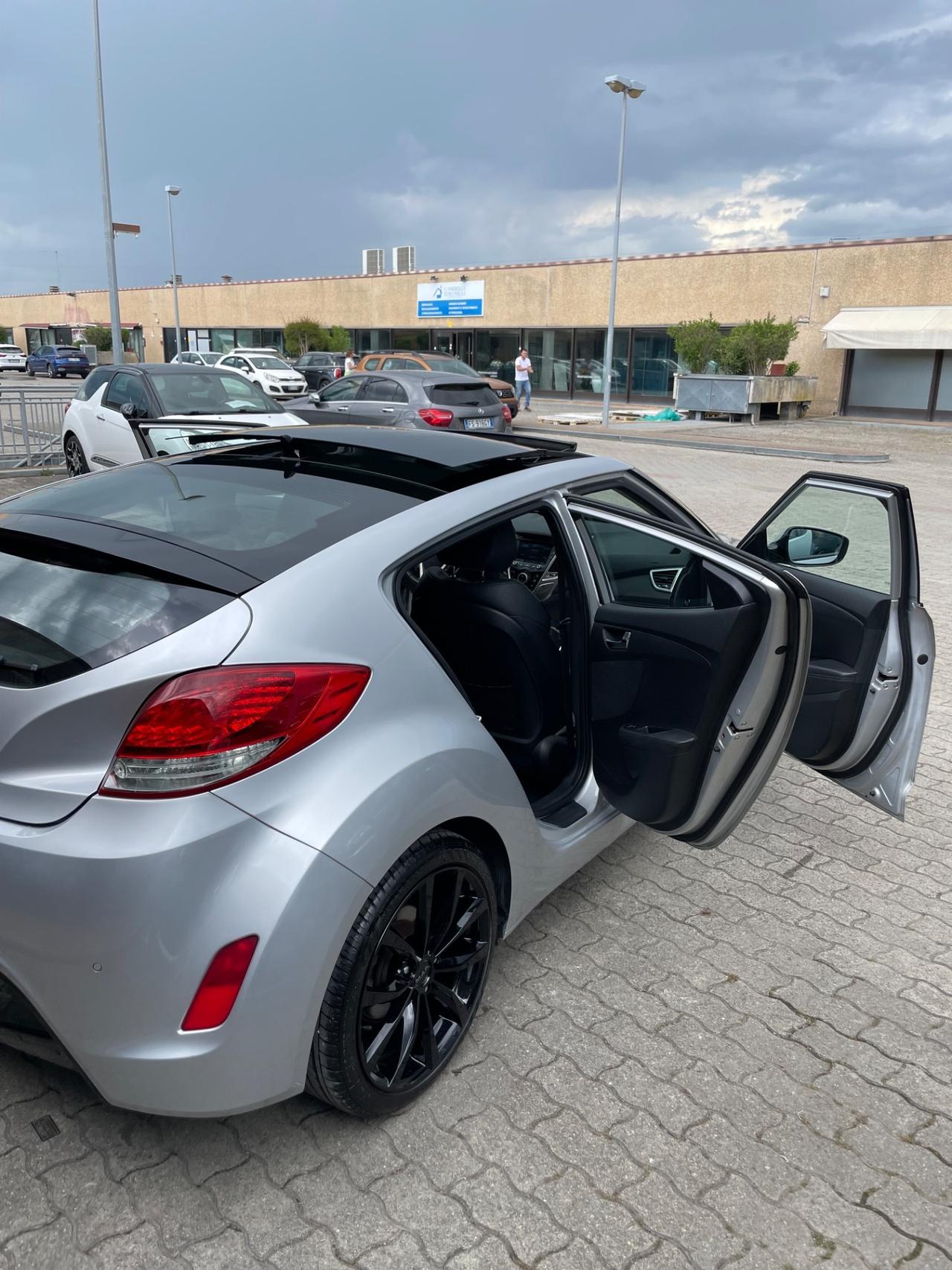 Hyundai Veloster 1.6 GDI Sport