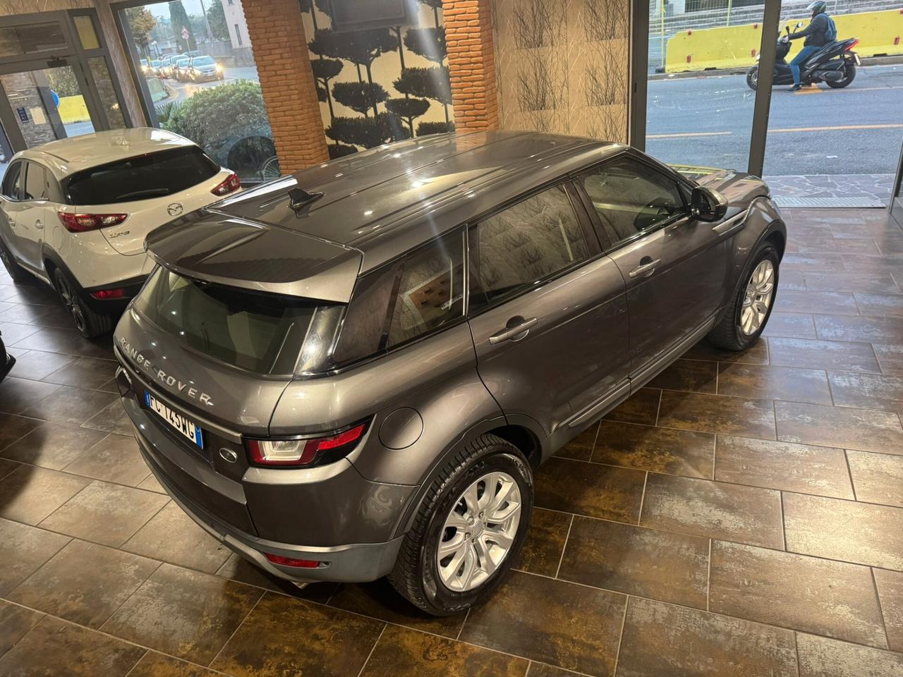 Land Rover Range Evoque 2.0 TD4 150 CV 5p. SE Dynamic