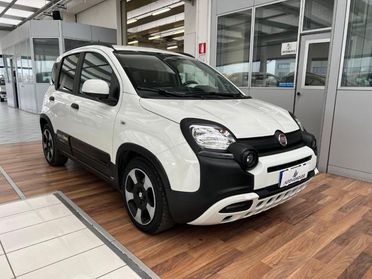 FIAT Panda 1.0 FireFly S&S Hybrid Pandina - SOLO 2.700 KM!!!
