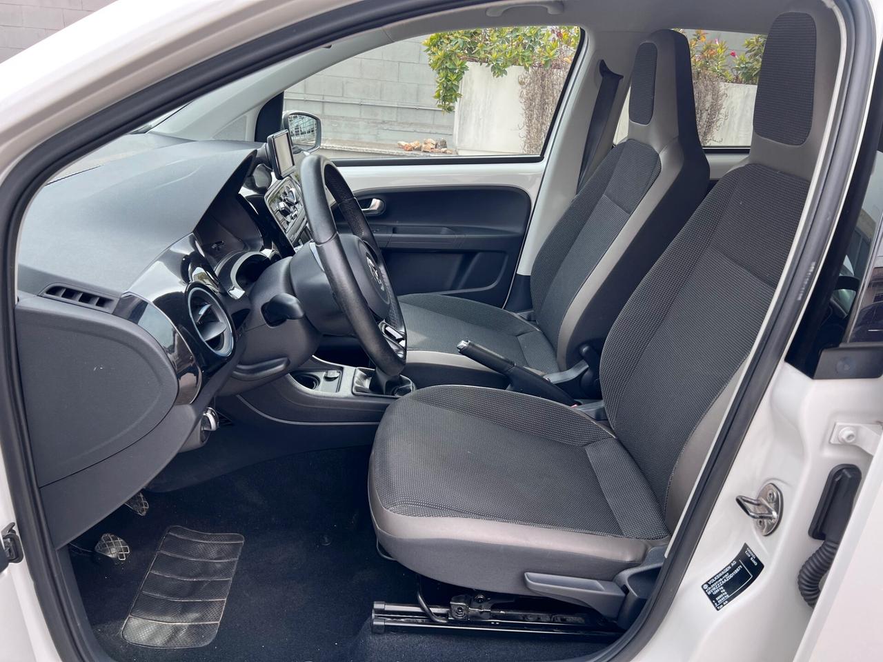 Volkswagen up! 5p 1.0 High 75cv NAVI/TEL17; OK NEOPAT. PERFETTA