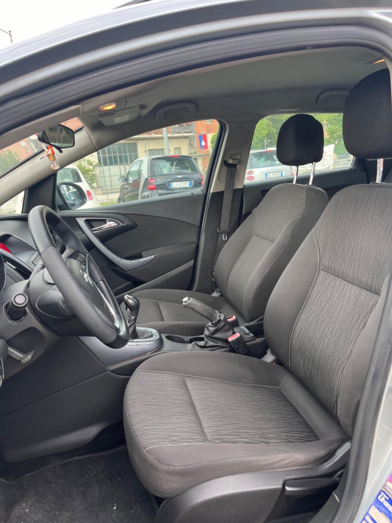 Opel Astra 1.7 CDTI 110 CV 2014 Sports Tourer Cosmo