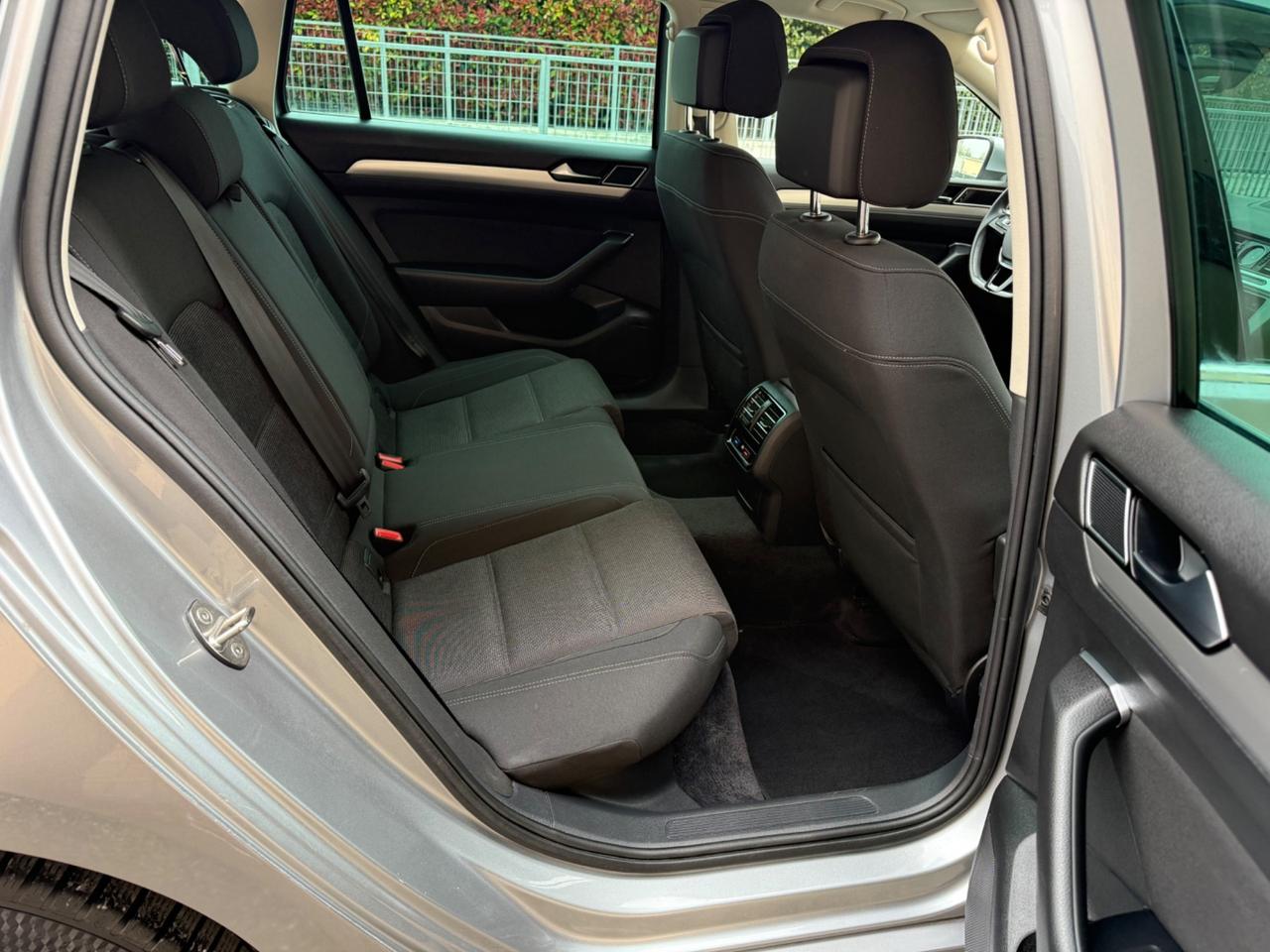 Volkswagen Passat Variant 2.0 TDI DSG Executive BlueMotion Tech.