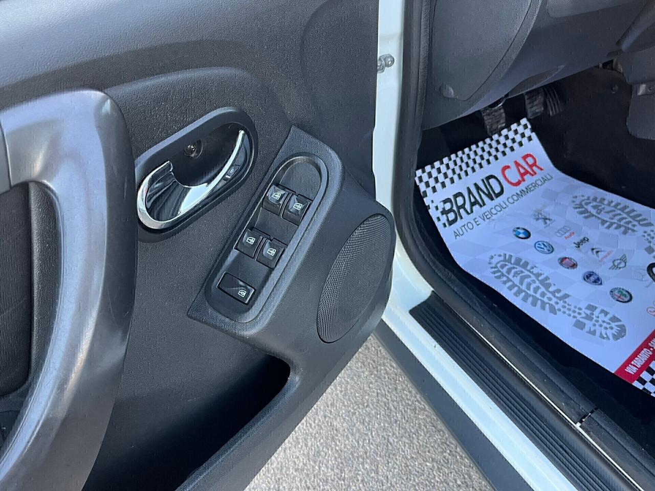 Dacia Duster 1.6 GPL Lauréate Unipro 2015