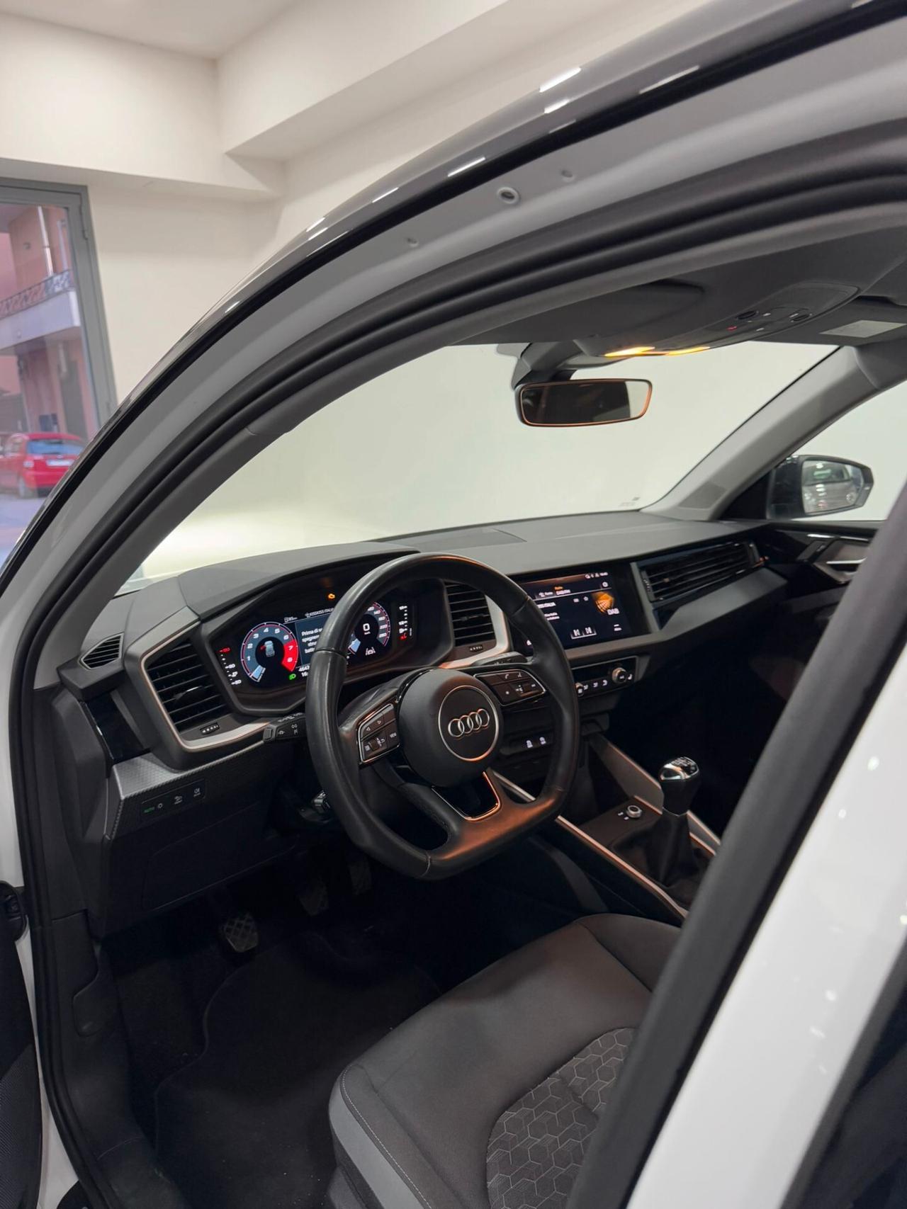 Audi A1 SPB 30 TFSI S line edition