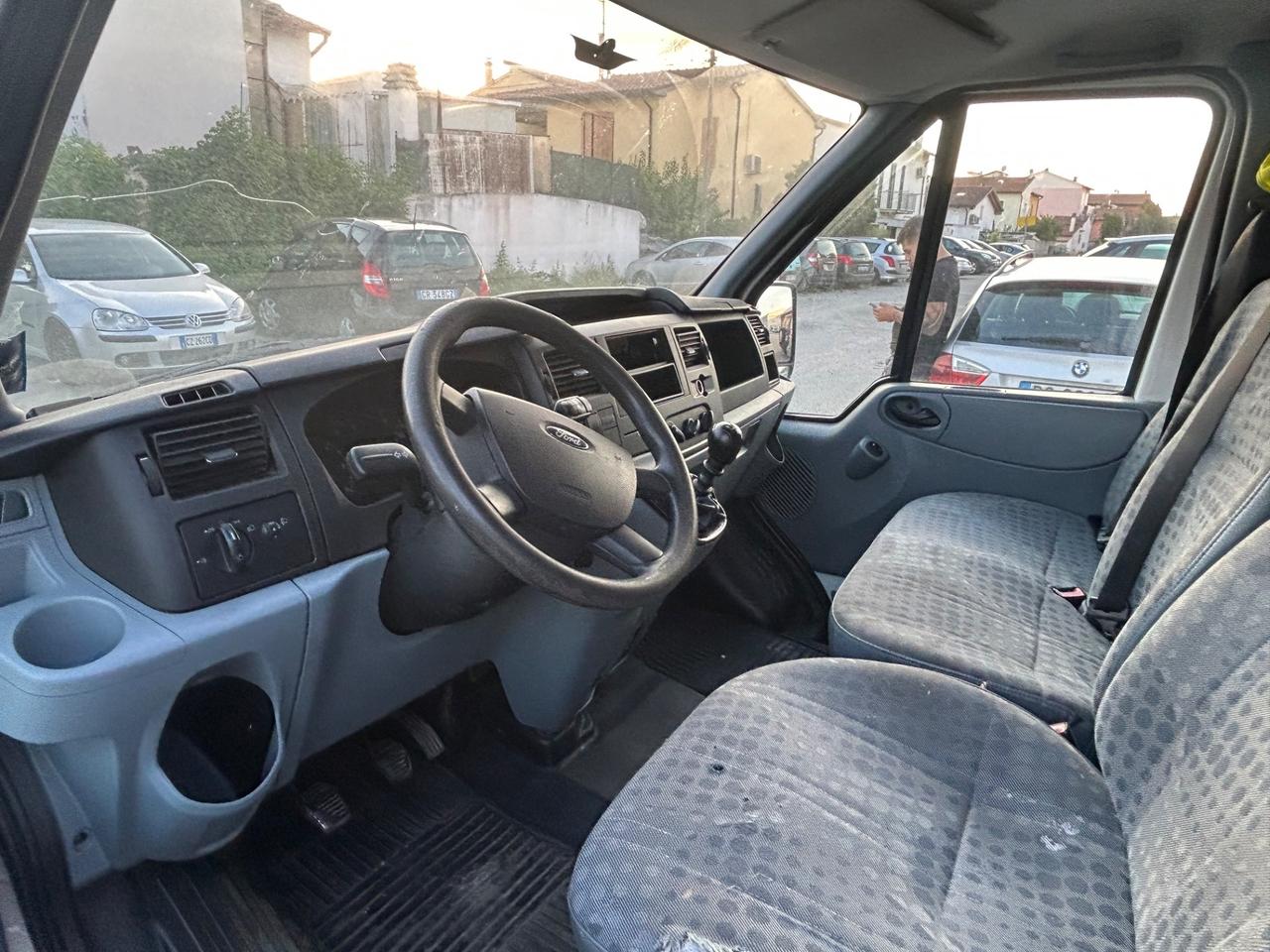 FORD TRANSIT 2.2CDTI 110CV FURGONE MEDIO-ALTOEURO5