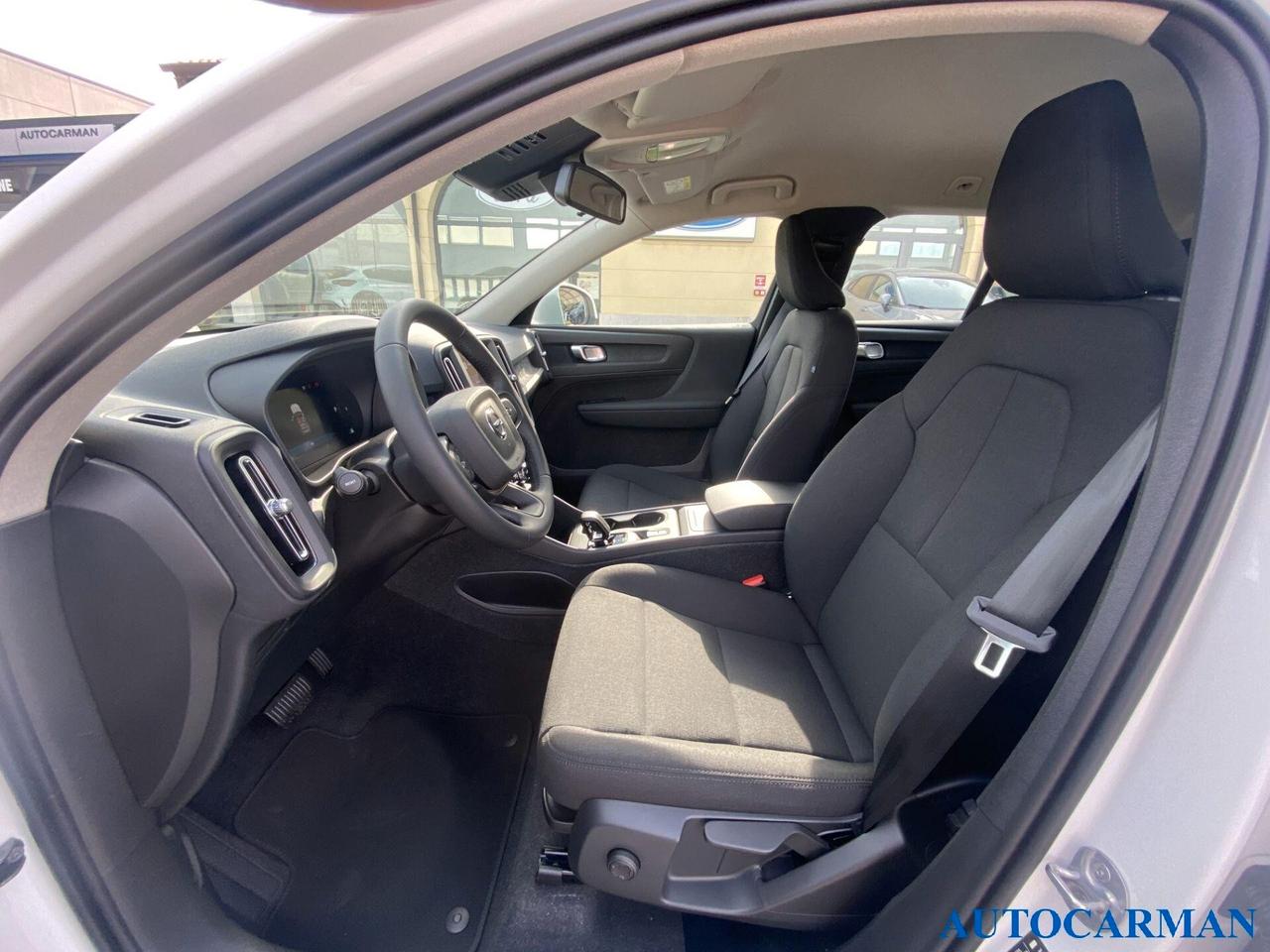 Volvo XC40 B3 (Benzina/Hybrid) Autom. Essential