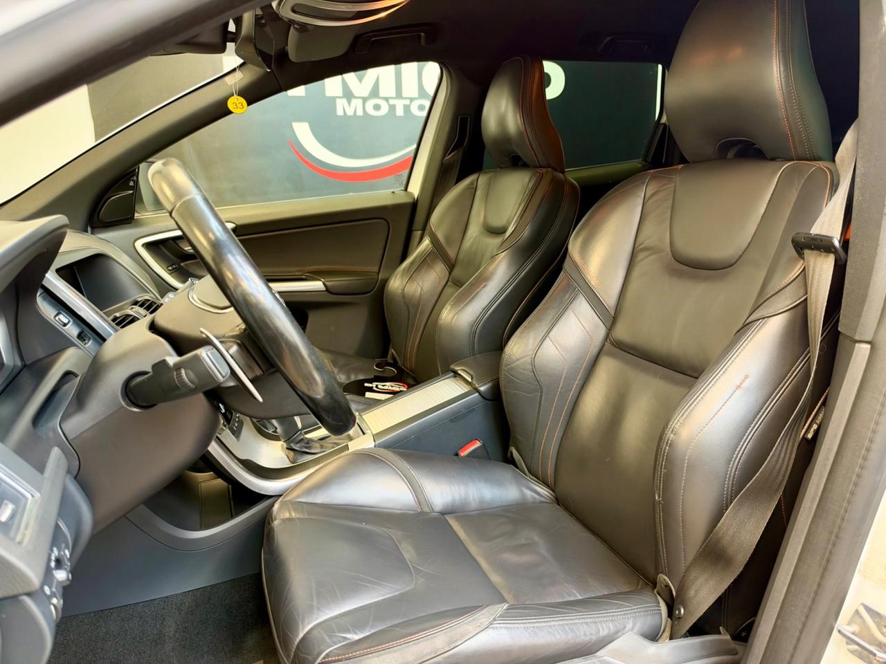 Volvo XC 60 Versione unica