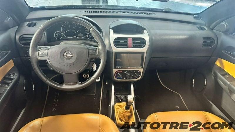 Opel Tigra TwinTop Tigra Twintop 1.4 Sport
