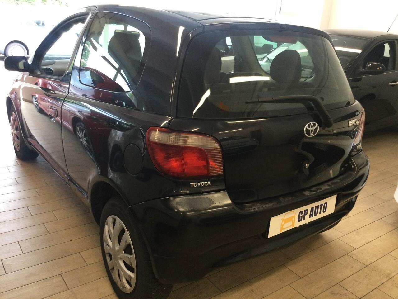 Toyota Yaris 1.0i 16V cat 3 porte '03