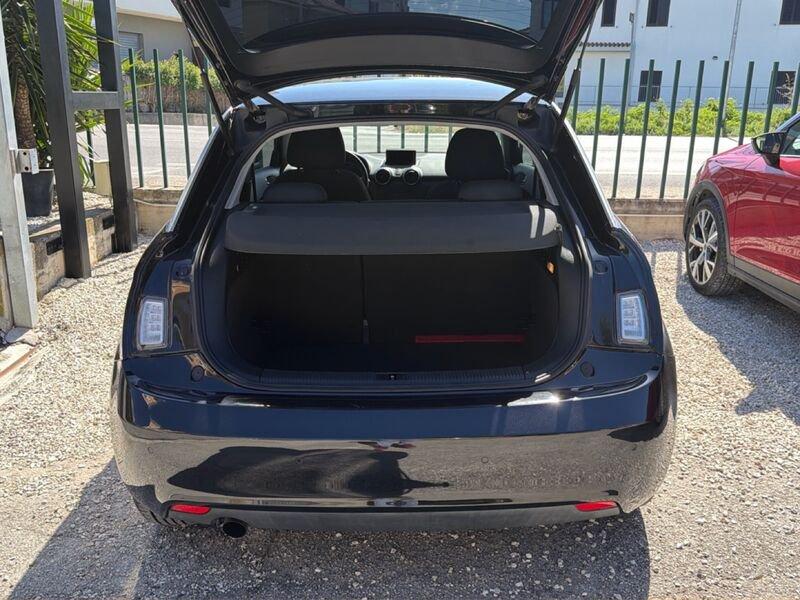 Audi A1 A1 1.6 tdi Admired