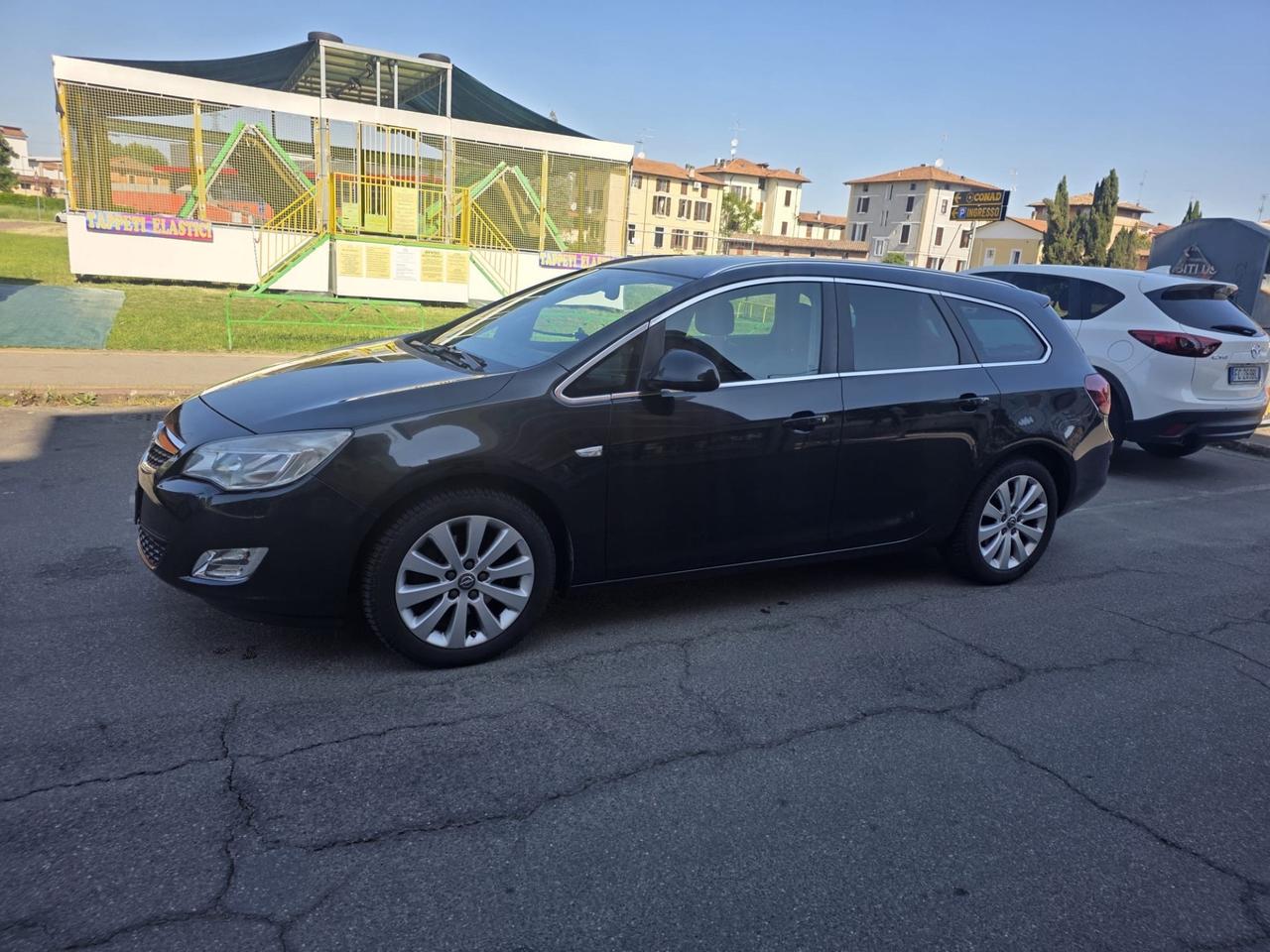 Opel Astra 1.7 CDTI 125CV Sports Tourer Cosmo
