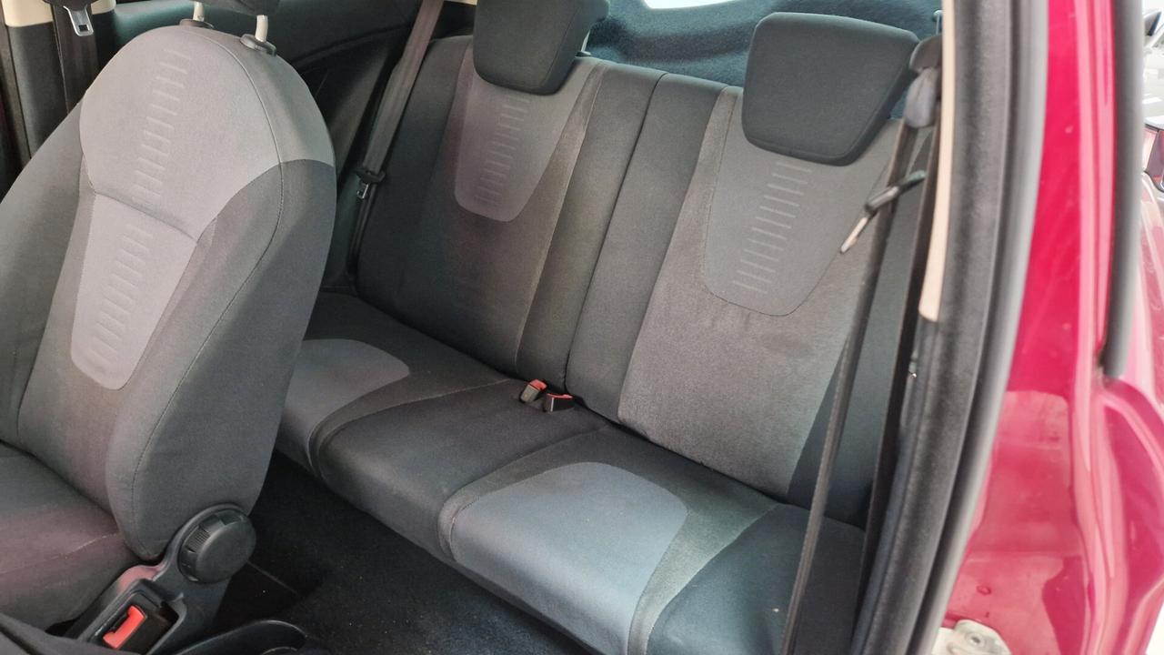 Ford Ka 1.2 8V 69CV Titanium