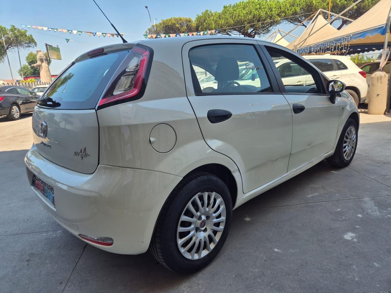 Fiat Punto 1.2 8V 5 porte Street 2014 euro6