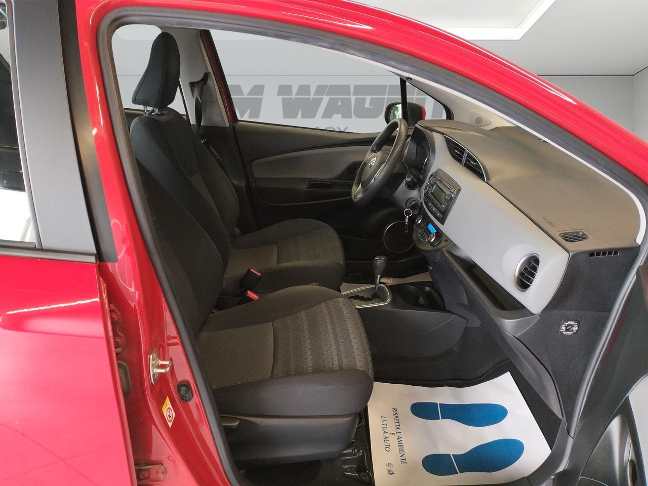 Toyota Yaris 1.5 Hybrid 5 porte Cool