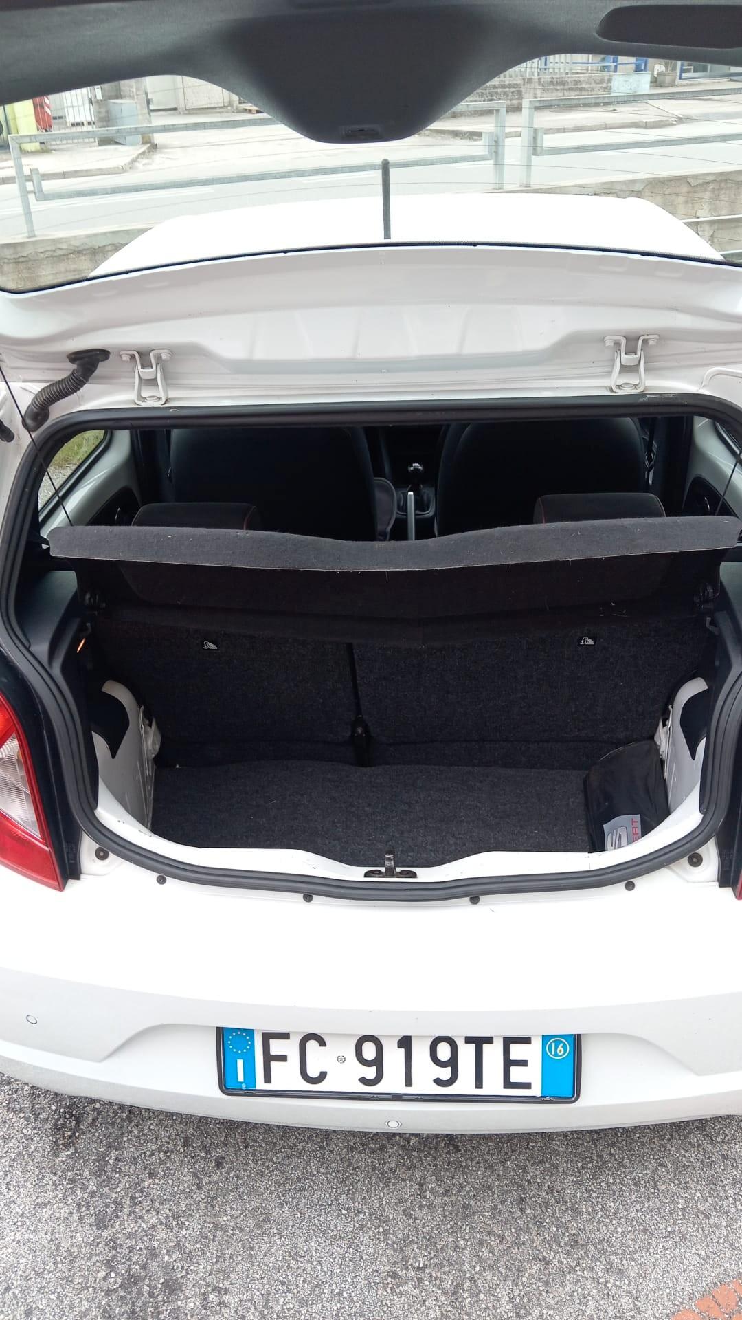 Seat Mii 1.0 68 CV 5 porte Chic Ecofuel