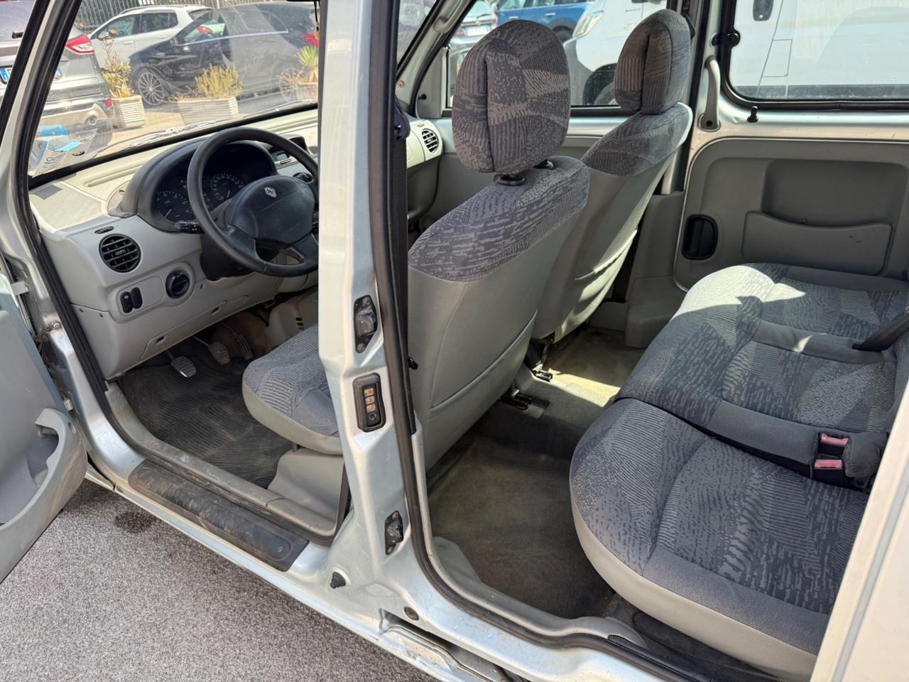 Renault Kangoo 1.9 D 4p. Authentique