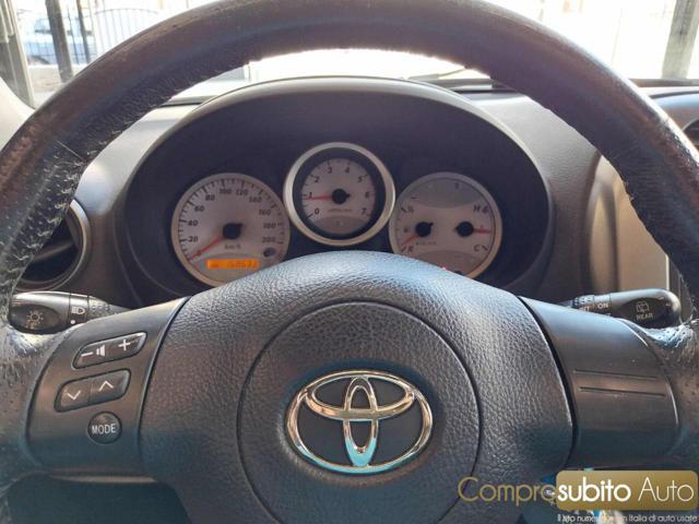 TOYOTA RAV 4 MY23 RAV4 2.0 Tdi D-4D cat 5 porte