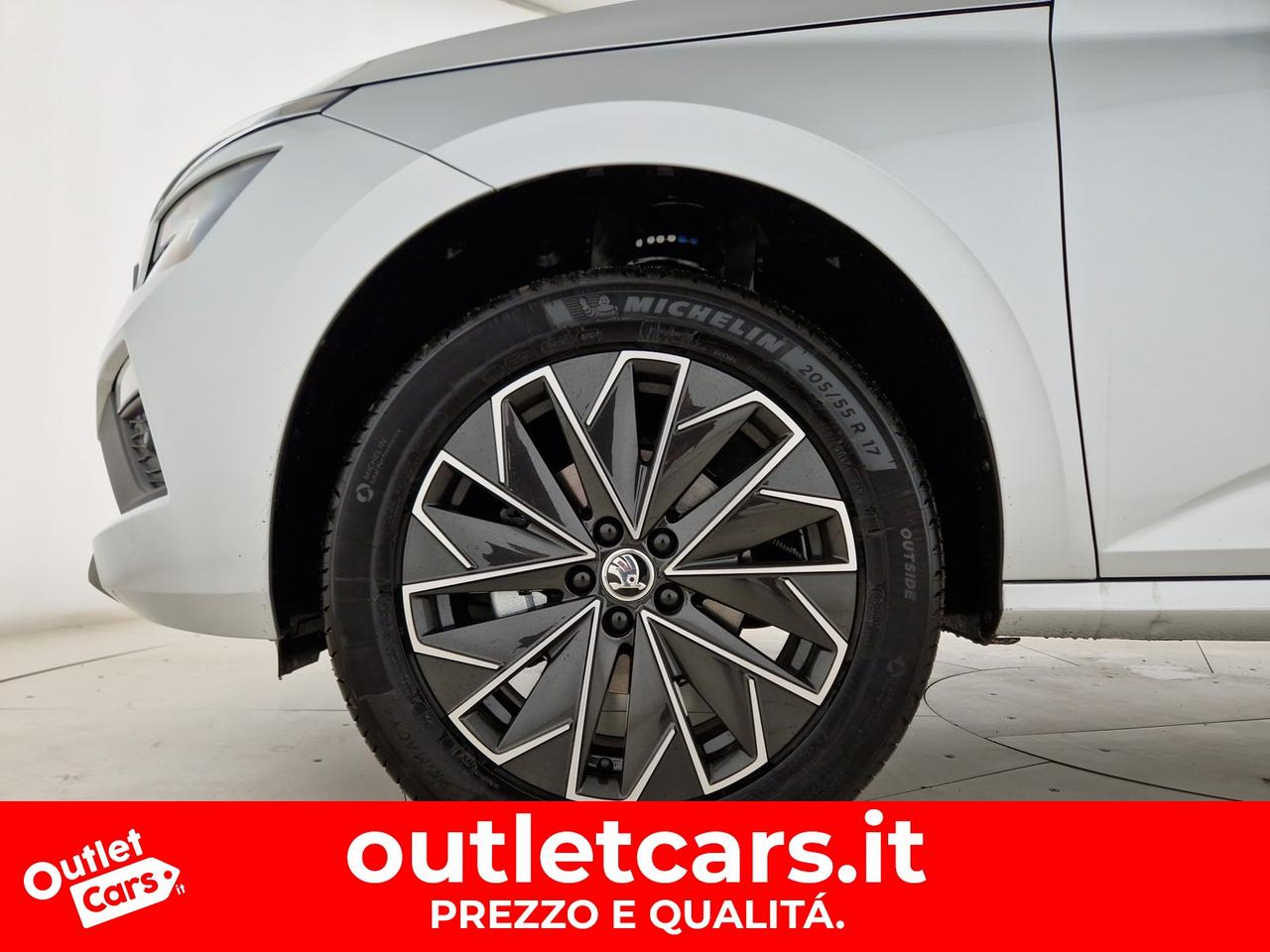 Skoda Kamiq 1.0 tsi black dots 115cv