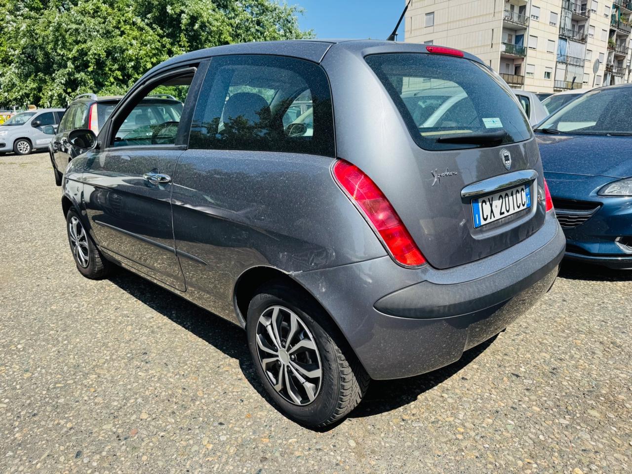 Lancia Ypsilon 1.2 Oro