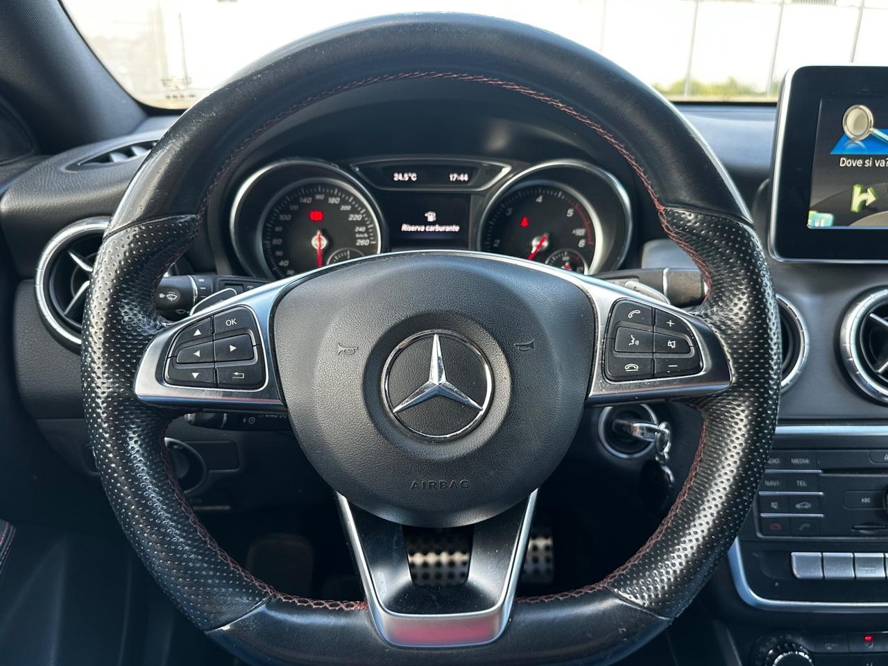 Mercedes-benz CLA 200 d S.W. Automatic Premium