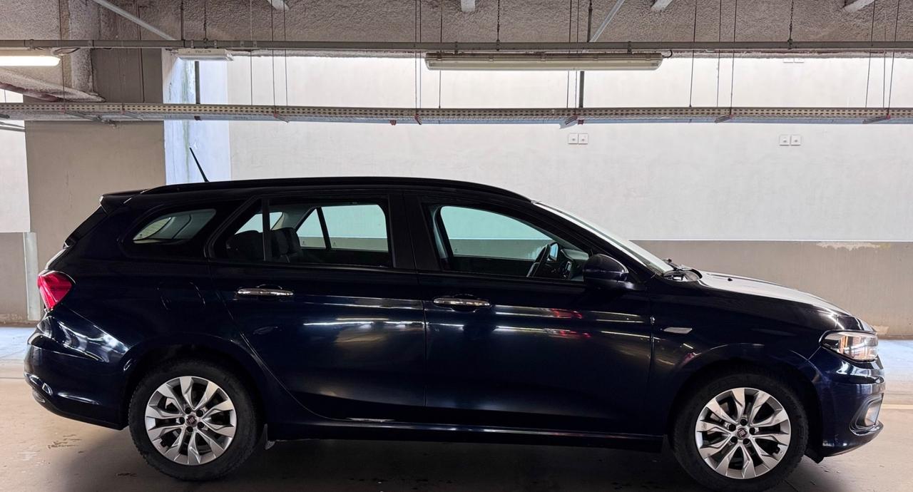 Fiat Tipo 1.4 SW Lounge