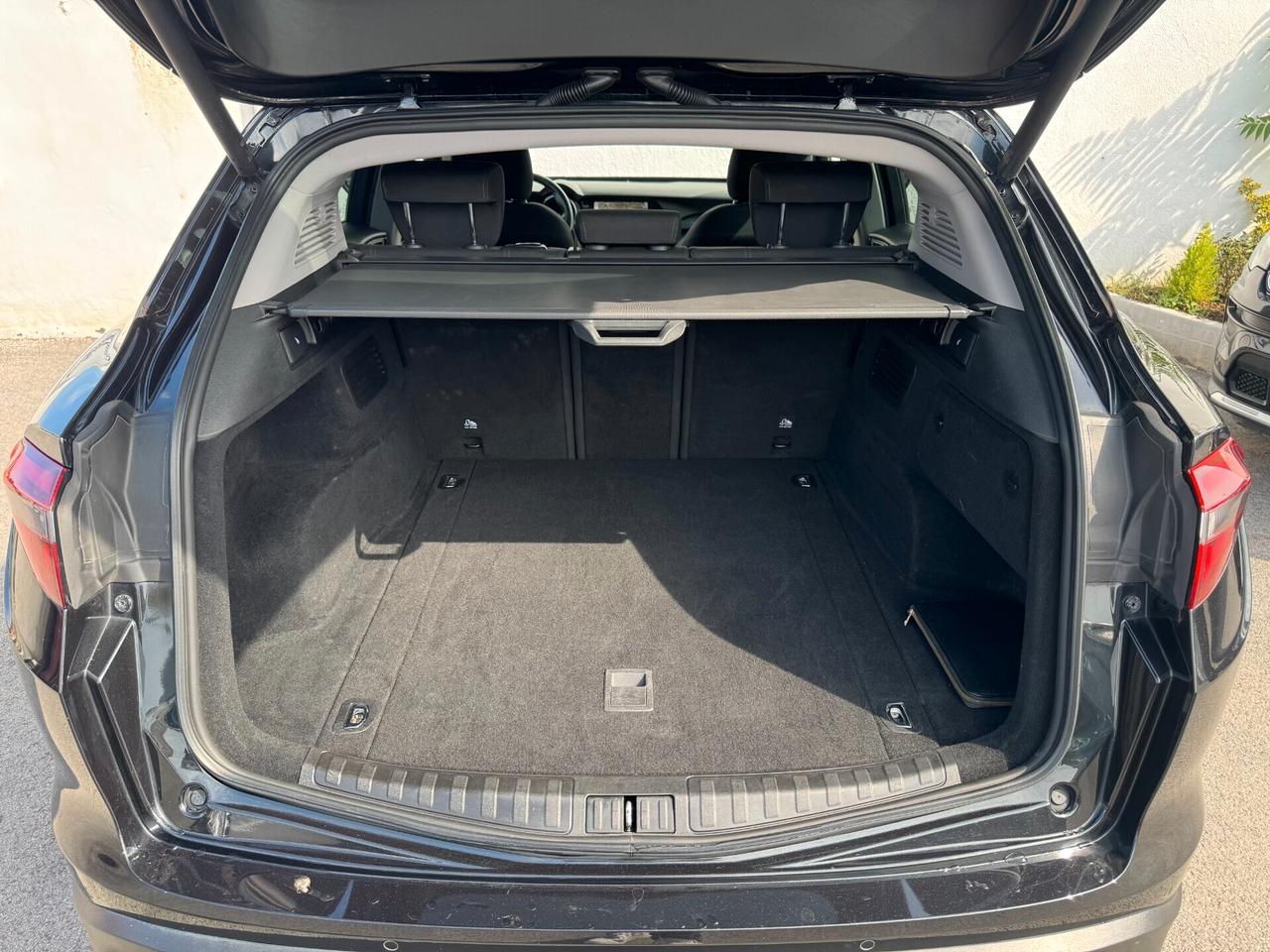 Alfa Romeo Stelvio 2.2 Turbodiesel 160 CV AT8 RWD Business