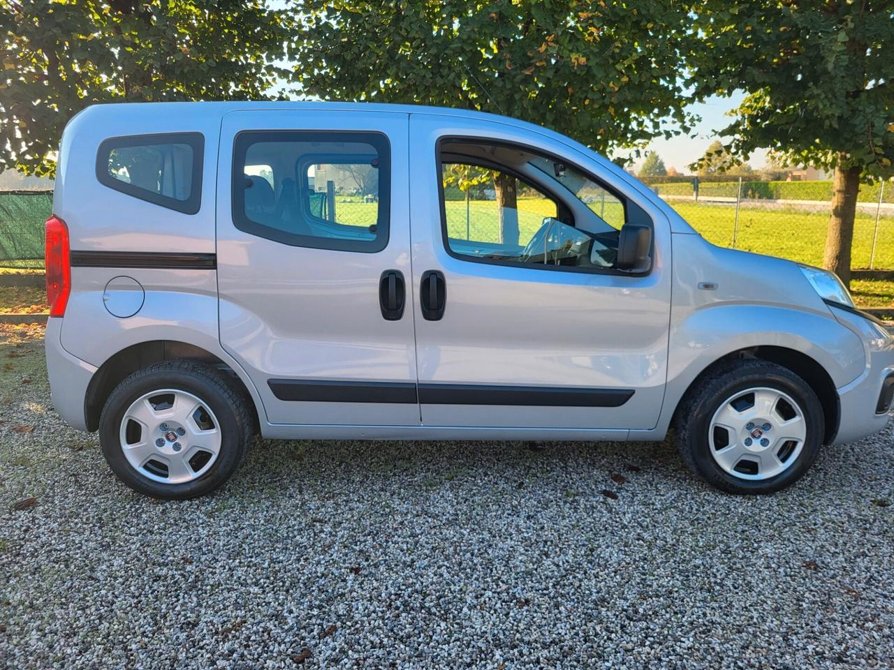 Fiat Qubo 1.3 MJT 80 CV Lounge con 34000 km