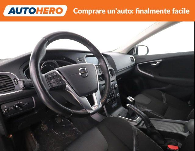 VOLVO V40 T2 Business Plus