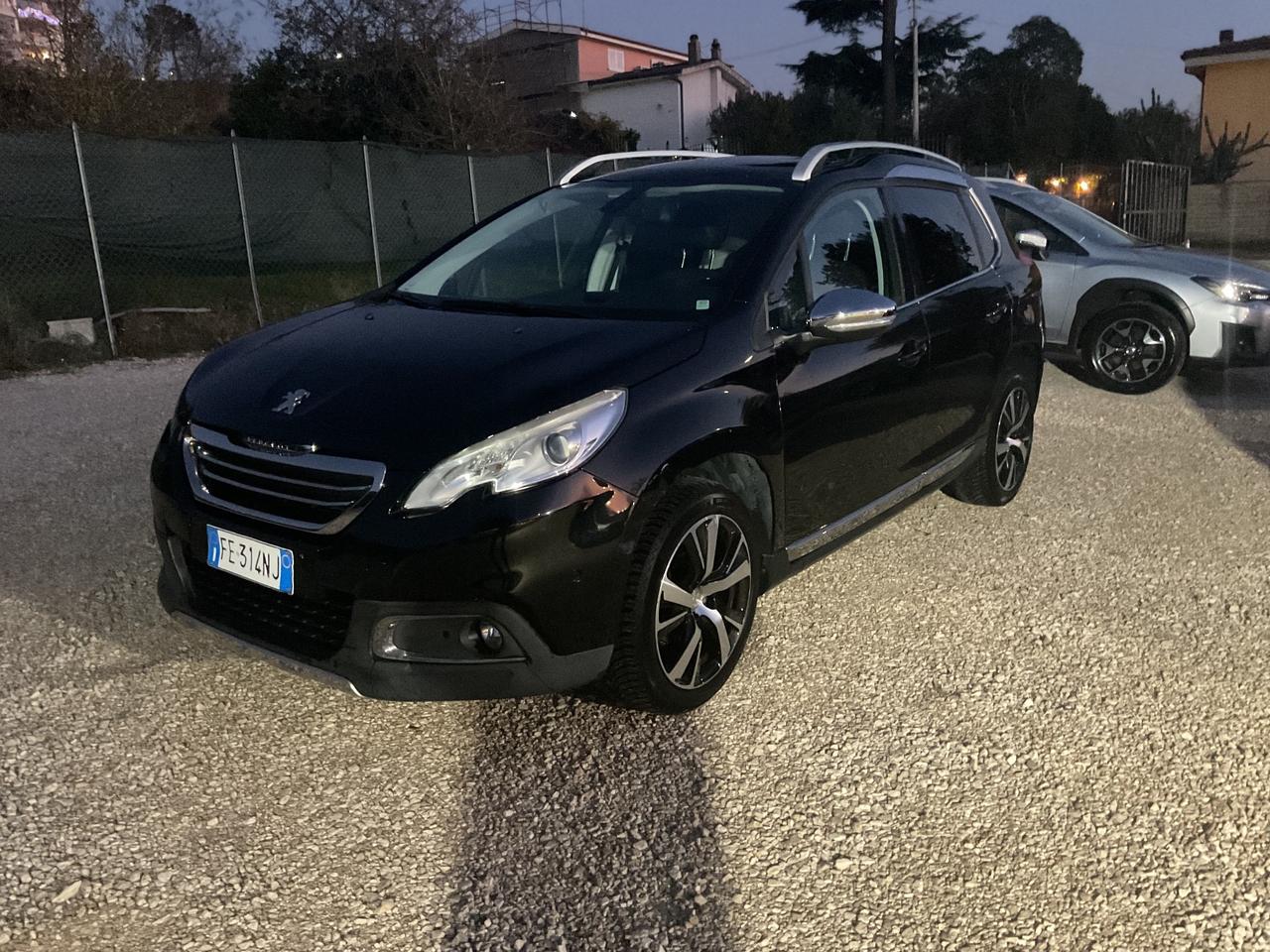 Peugeot 2008 BlueHDi 100 Allure