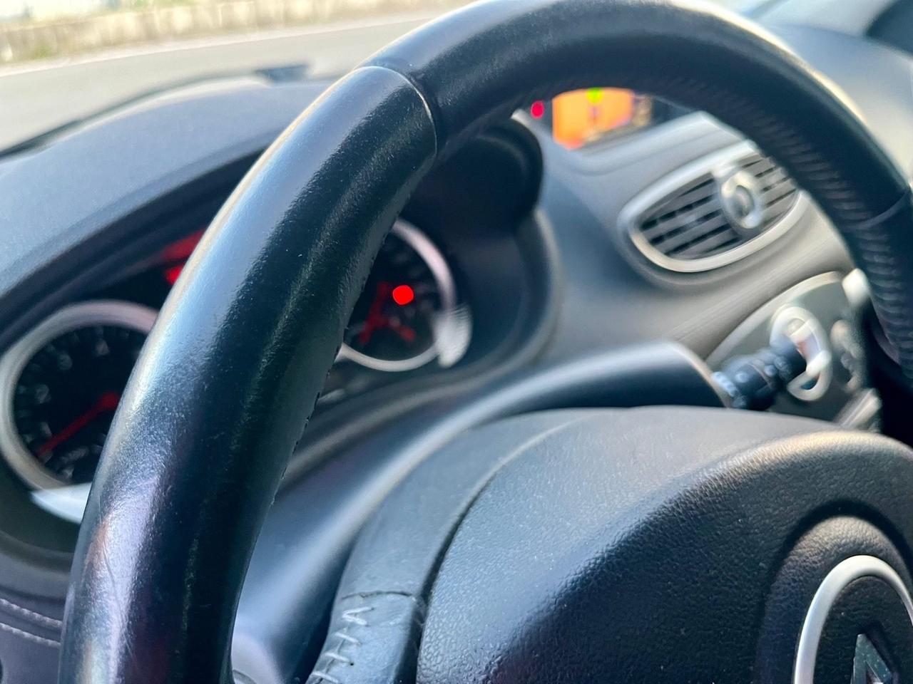 Renault Clio sw 1.2benz 2011 164.000km perfetta