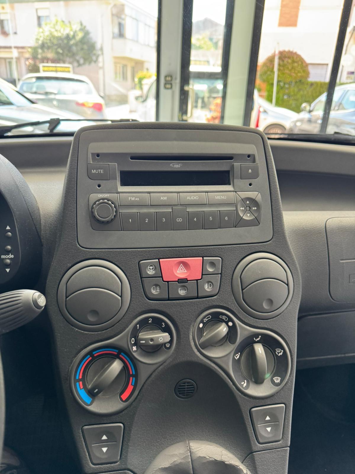 Fiat Panda 1.3 MJT 16V DPF 4x4 Climbing