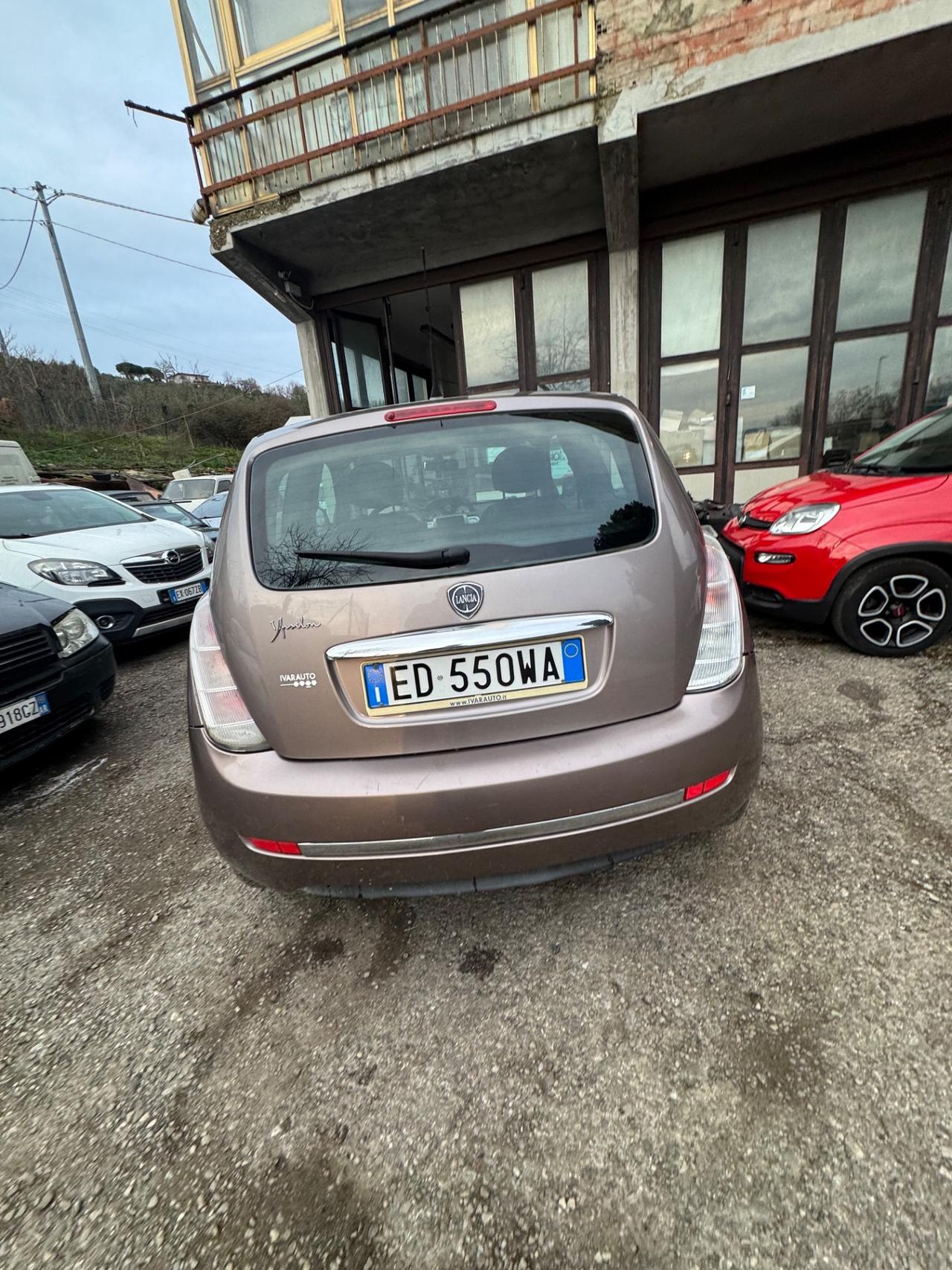 Lancia Ypsilon 1.2 69 CV Platino