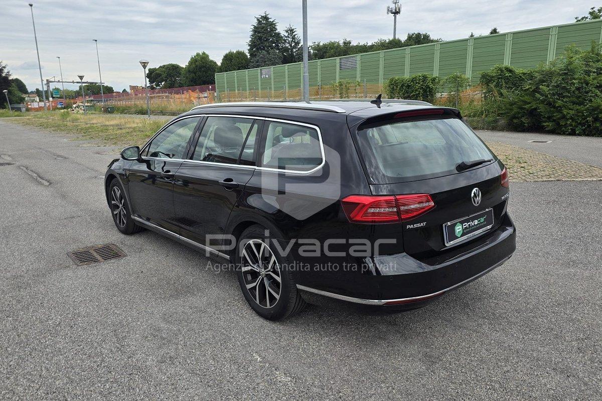 VOLKSWAGEN Passat Variant Business 2.0 TDI DSG Highline BlueMot. Tech.