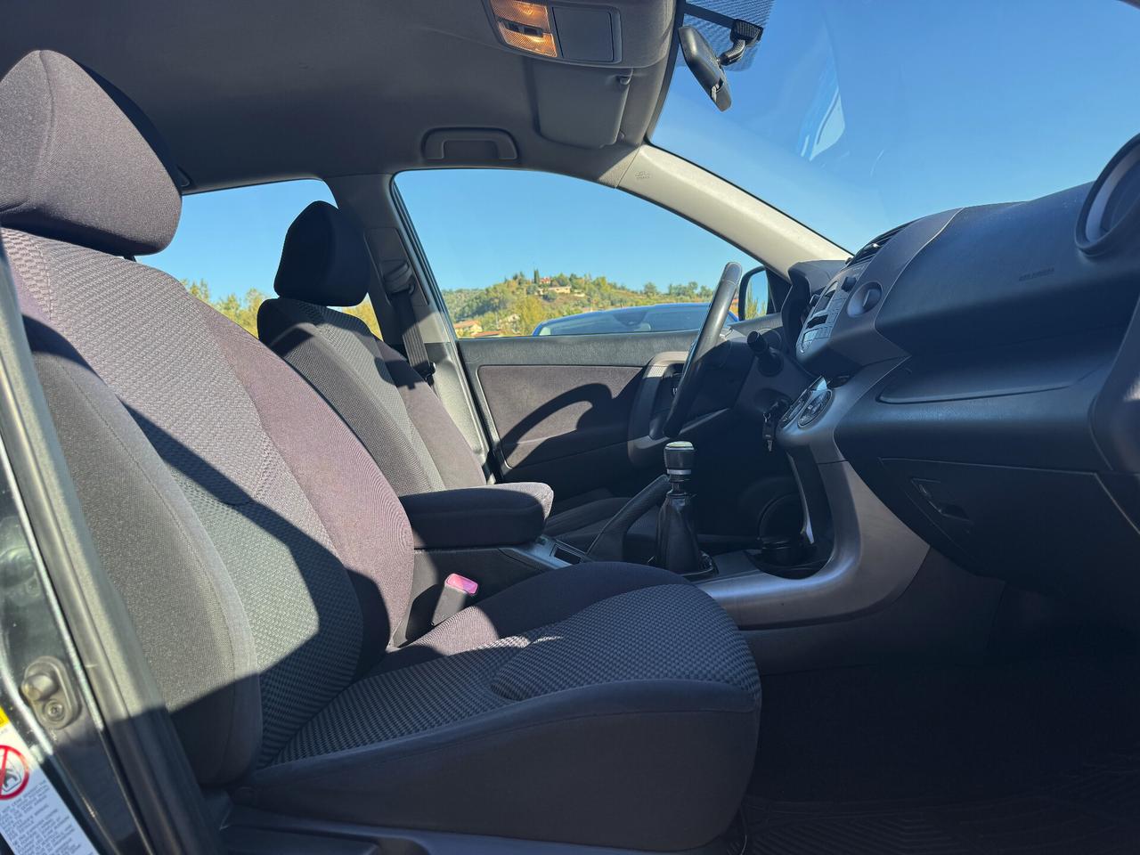 Toyota Rav-4 2.2 D-4D 136CV 4WD/GANCIO TRAINO