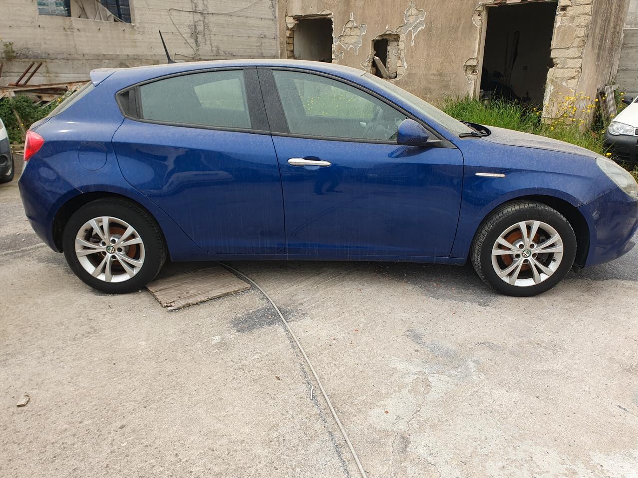 Alfa Romeo Giulietta 1.6 JTDm-2 105 CV Distinctive