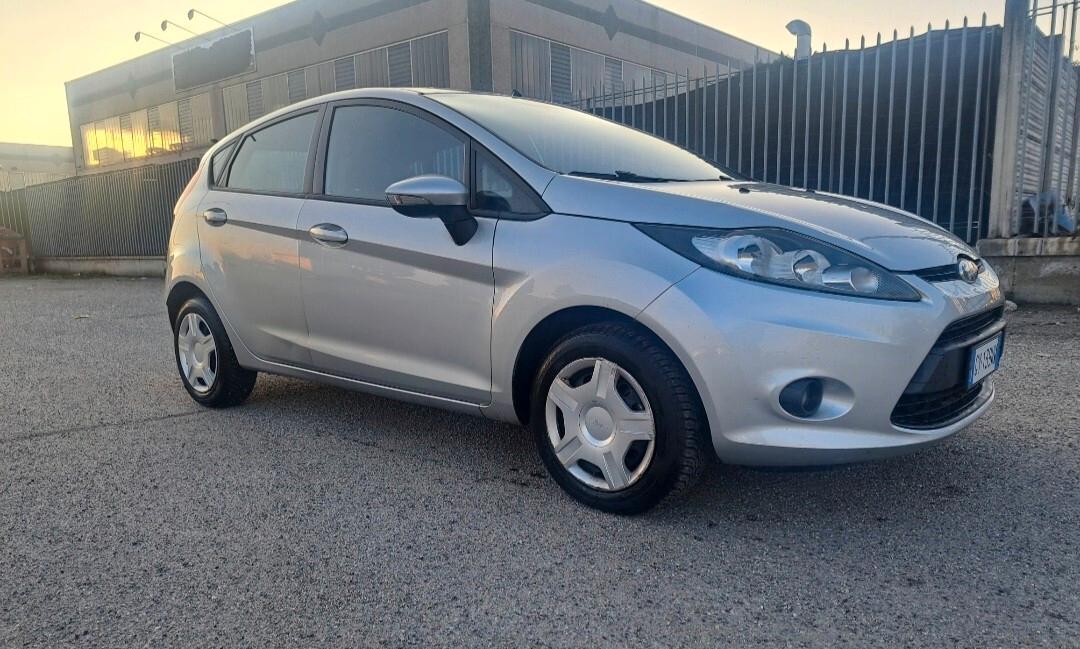 Ford Fiesta 1.2 82CV 5 porte Titanium