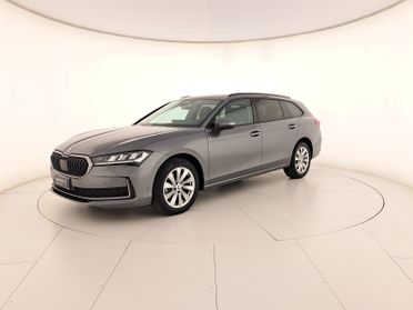 Skoda Superb wagon 2.0 tdi selection 150cv dsg
