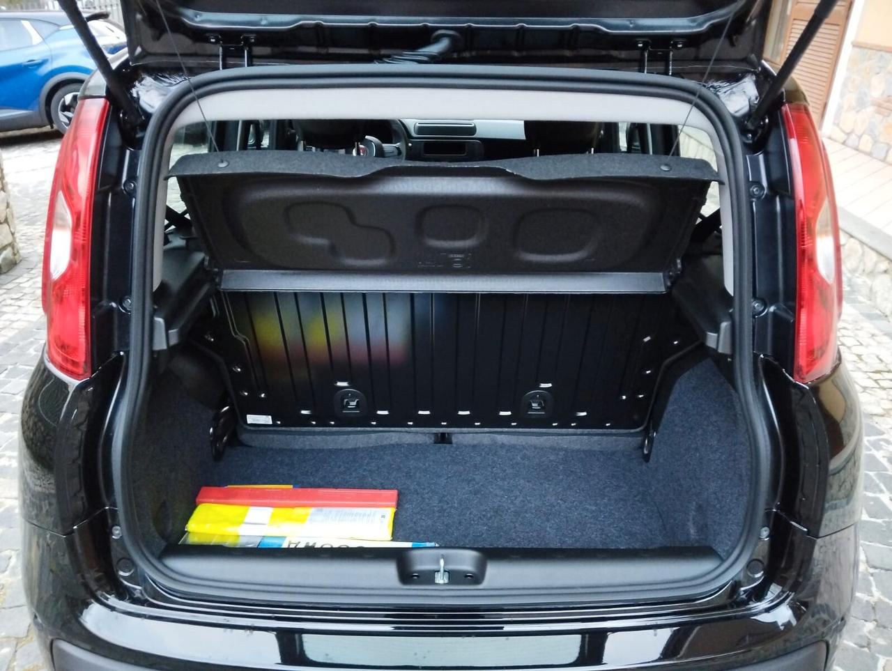 Fiat Panda 1.0 FireFly S&S Hybrid Pandina