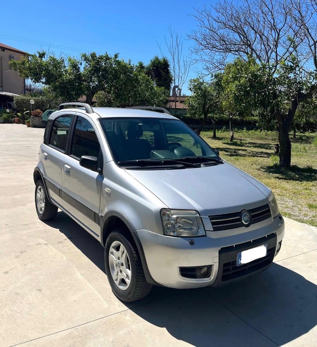 FIAT PANDA 1.3 MTJ DIVERSE UNITÀ ANCHE 4x4 CHIAMA