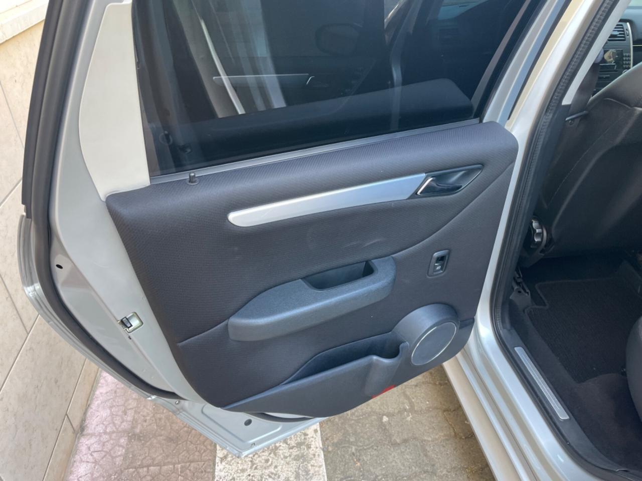 Mercedes-benz B 180 CDI Sport manuale pelle/cerchi 17