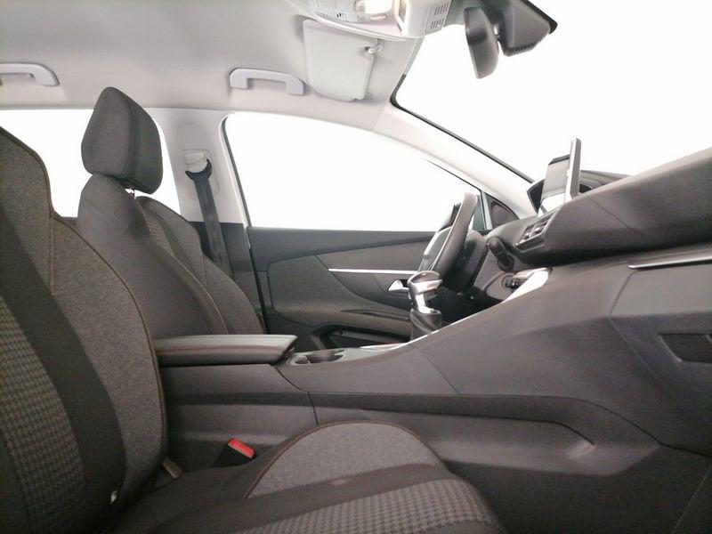 Peugeot 3008 1.5 bluehdi Active s&s 130cv