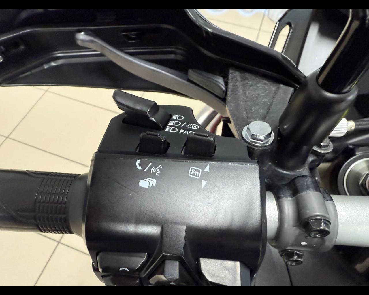 Honda CRF1100L Africa Twin - ABS DCT