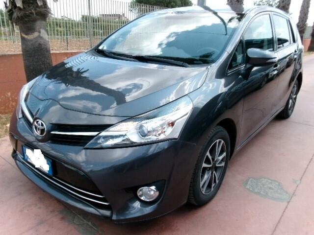 Toyota Verso 1.6 D-4D Style