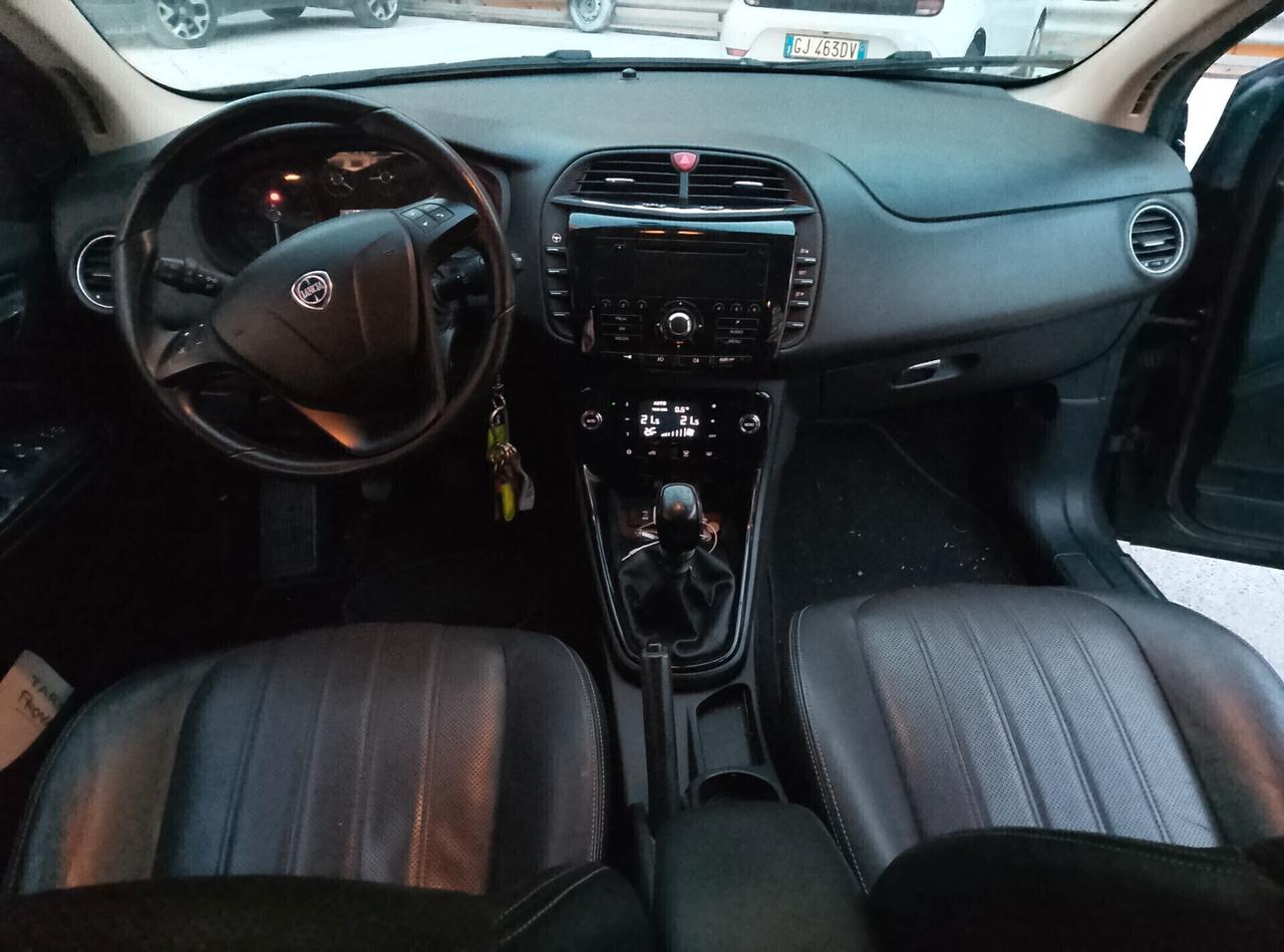 Lancia Delta 1.6 MJT DPF 105 CV Gold