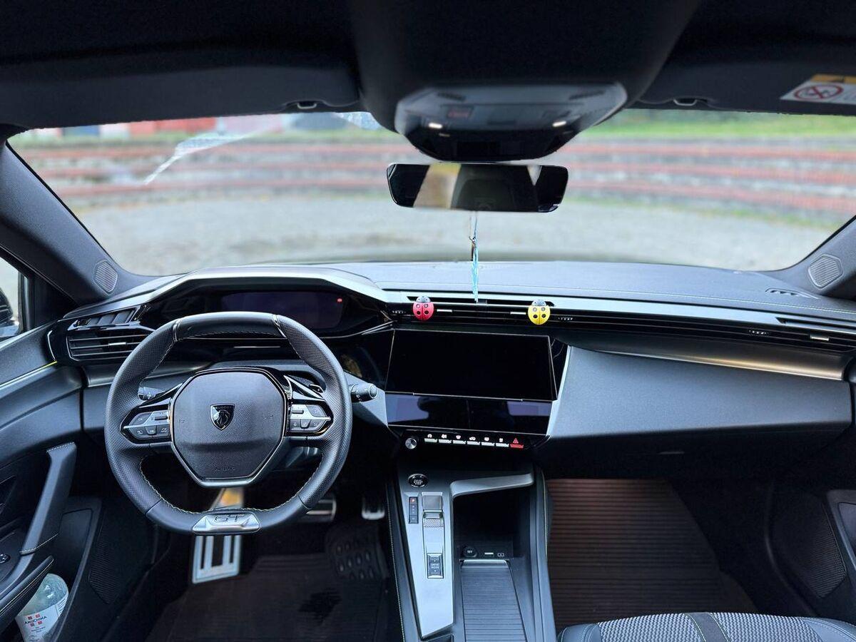 Peugeot 308 1.2 hybrid GT 145cv e-dcs 6