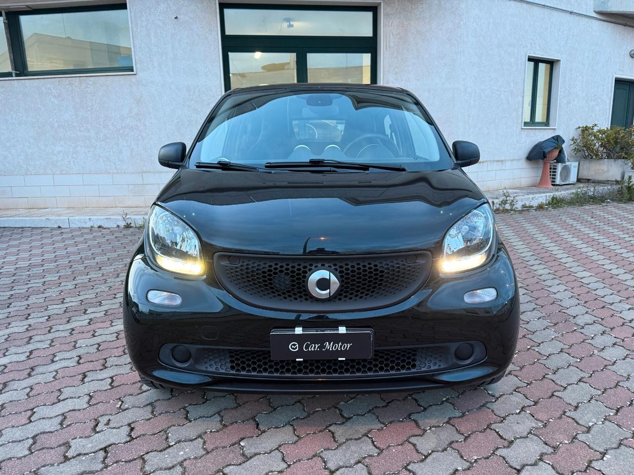 Smart ForFour 70 1.0 Prime Pelle Bluetooth
