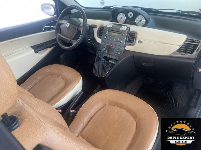 Lancia Ypsilon Ypsilon 1.2 16V Argento