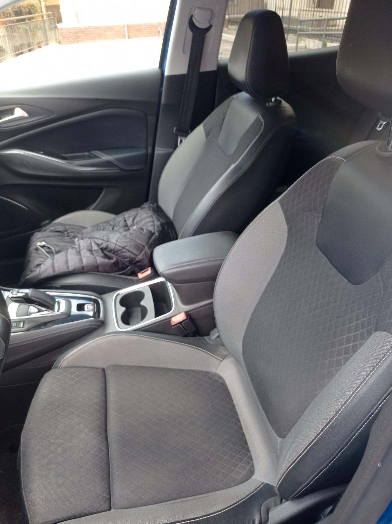 Opel Grandland X 1.6 Hybrid Plug-in aut. AWD Elegance