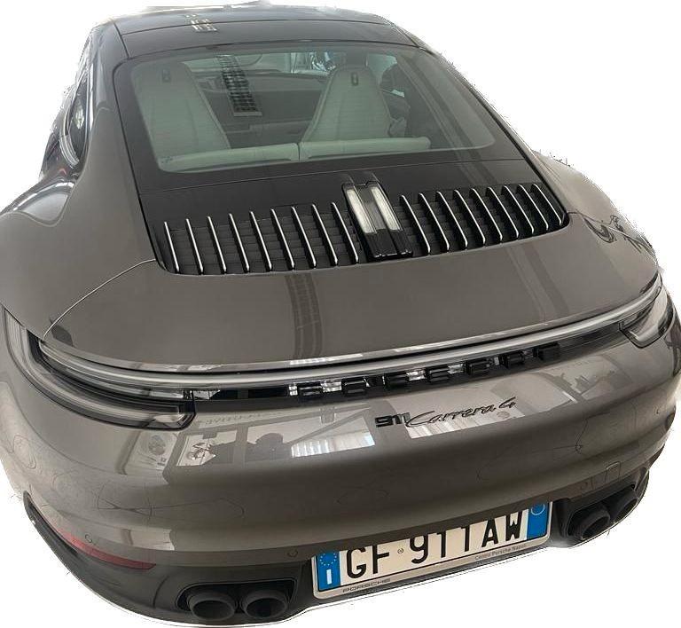 Porsche 911 Carrera 4